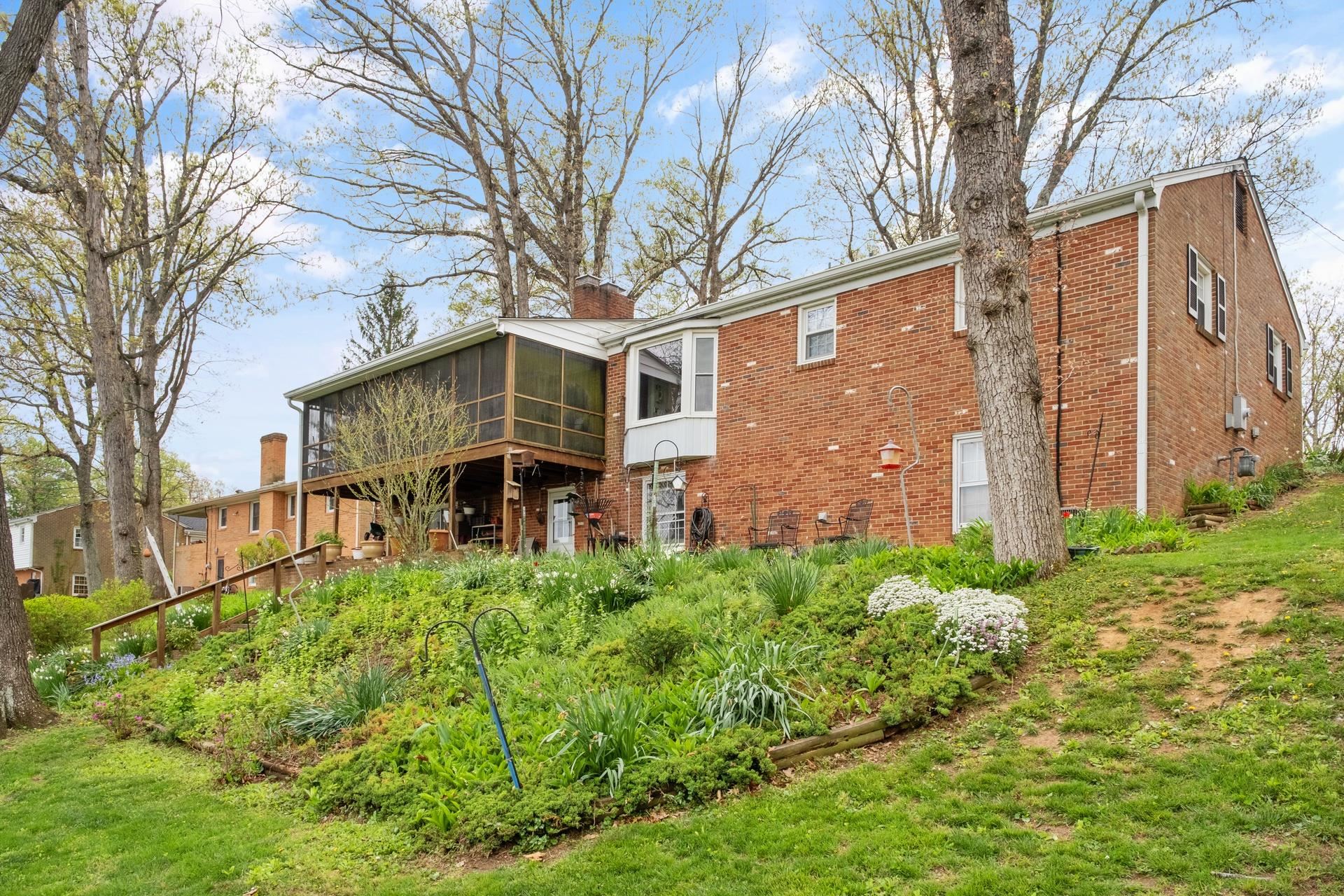 1194 Pinehurst Road Staunton, VA 24401 - Photo 62 of 63 Gallery Image 62