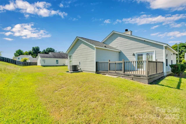 $346,000 | 2027 Pimpernel Road, Charlotte, NC 28213