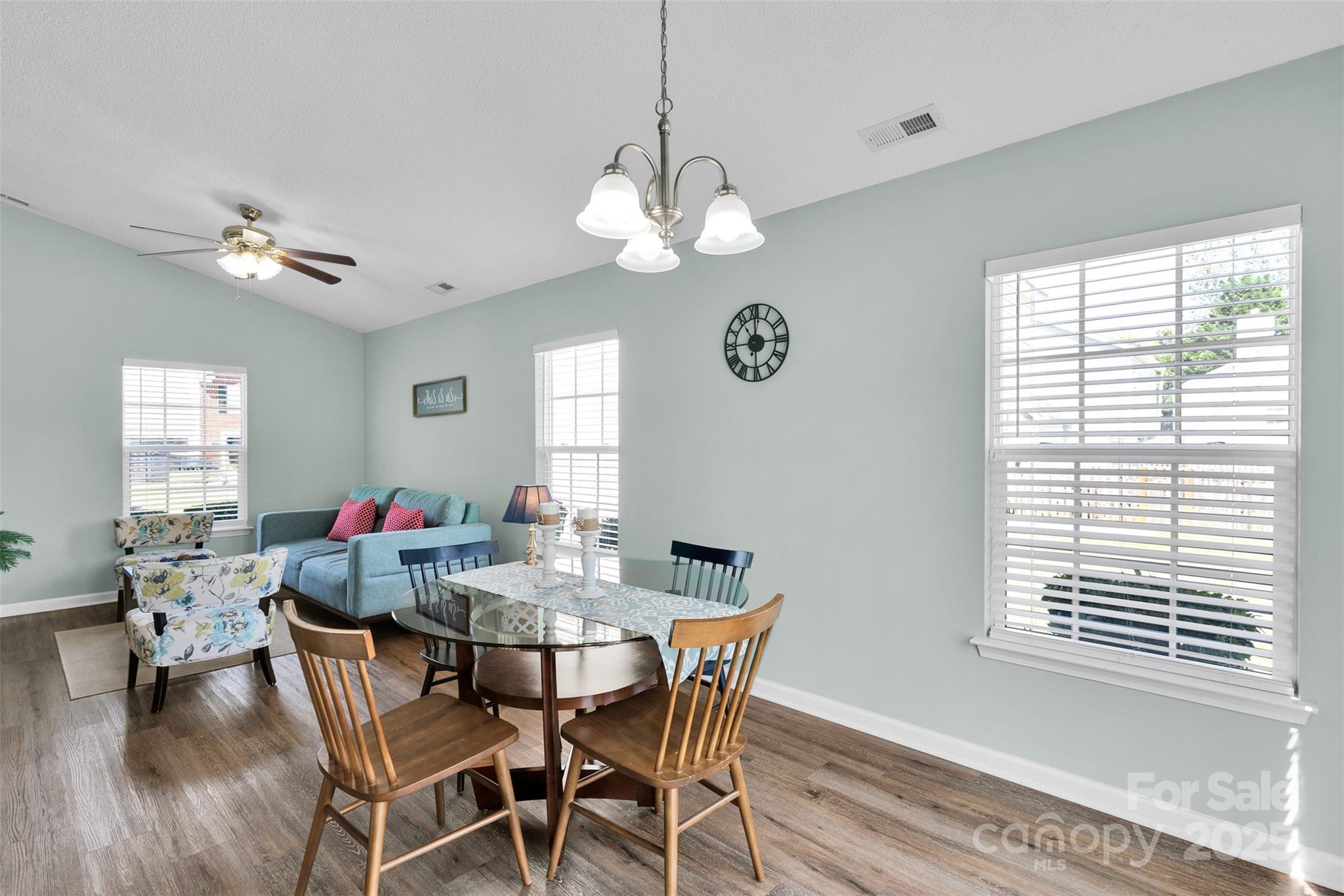 2027 Pimpernel Road Charlotte, NC 28213 - Photo 7 of 21