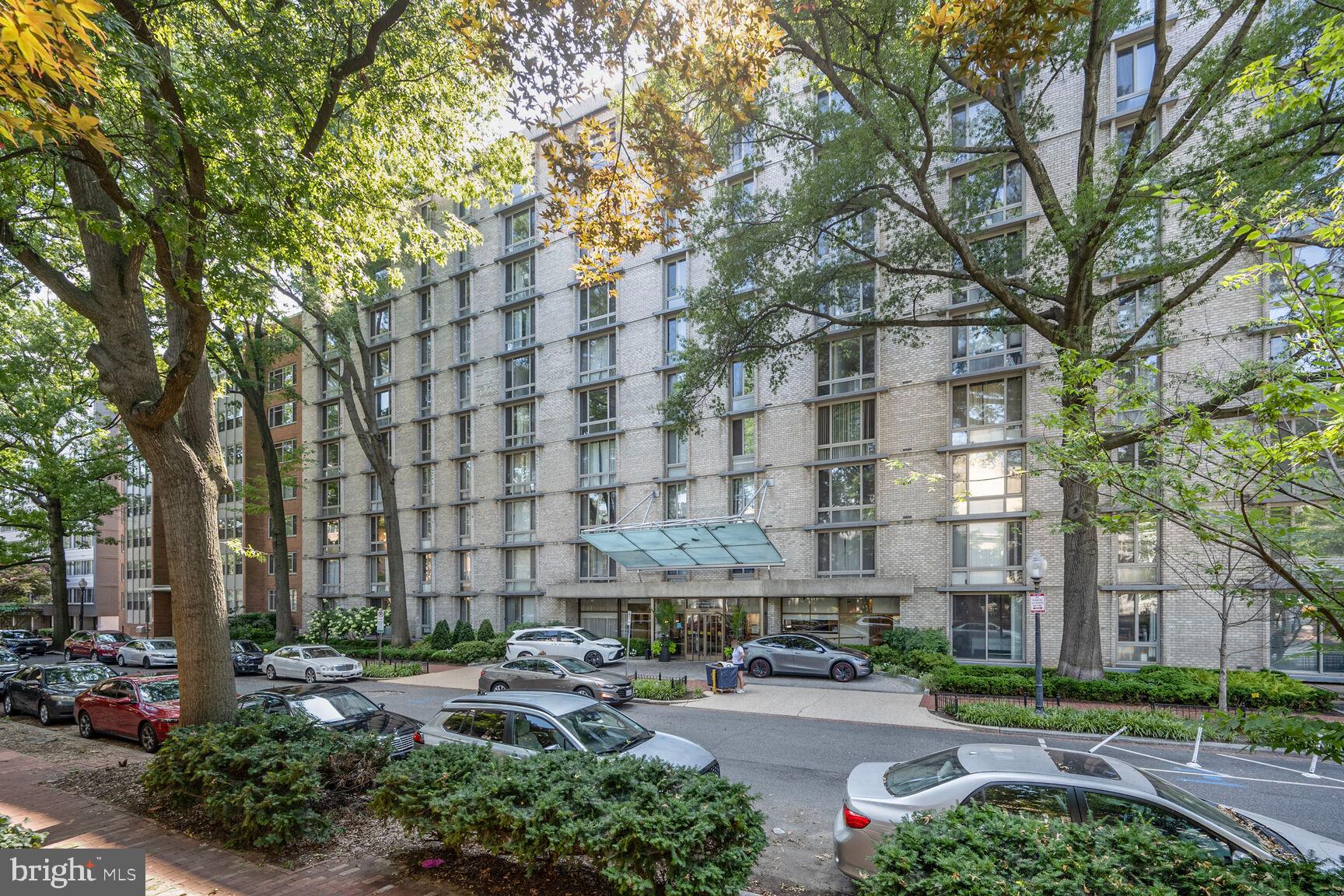 950 25th Street Northwest, Unit 811N Washington, DC 20037 - Photo 1 of 24