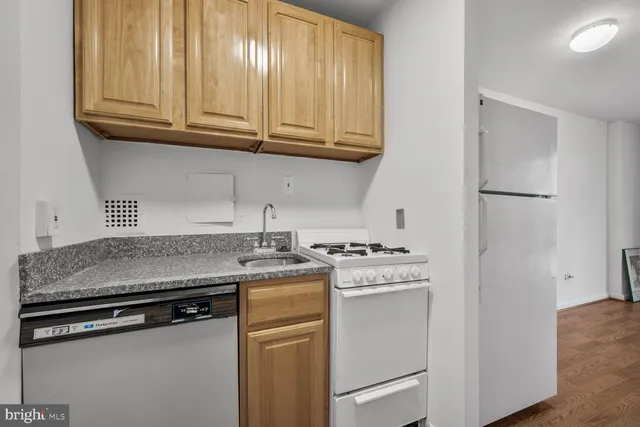 $179,900 | 950 25th Street Northwest, Unit 811N, Washington, DC 20037