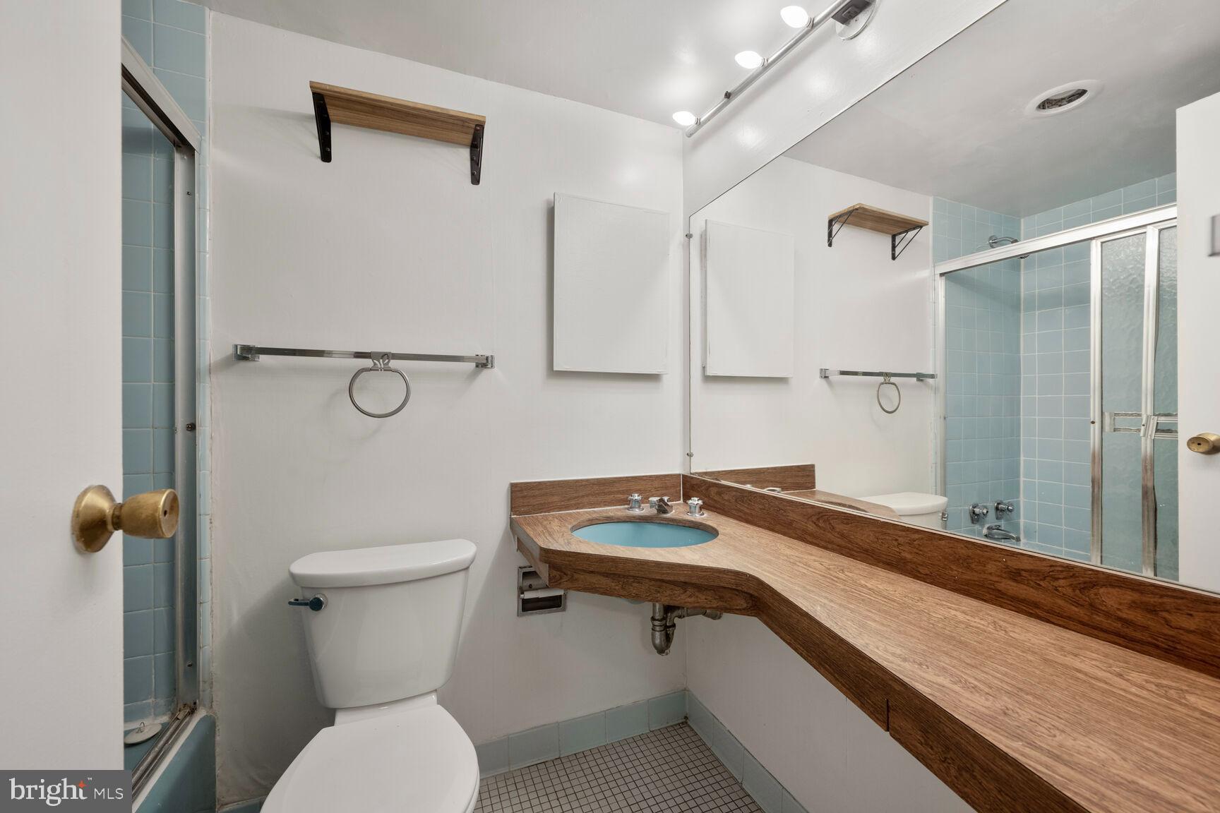 950 25th Street Northwest, Unit 811N Washington, DC 20037 - Photo 17 of 24