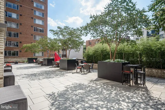 $179,900 | 950 25th Street Northwest, Unit 811N, Washington, DC 20037