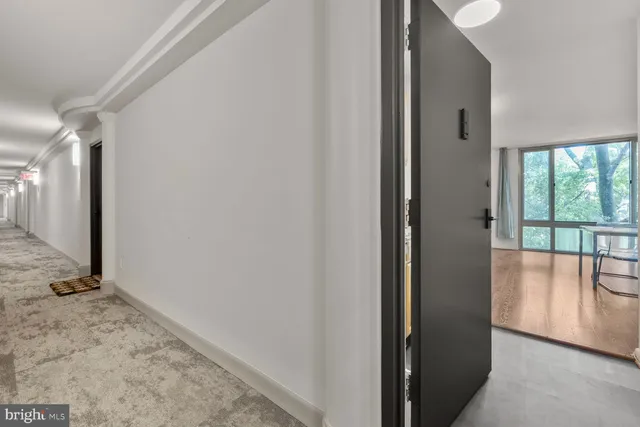 $179,900 | 950 25th Street Northwest, Unit 811N, Washington, DC 20037