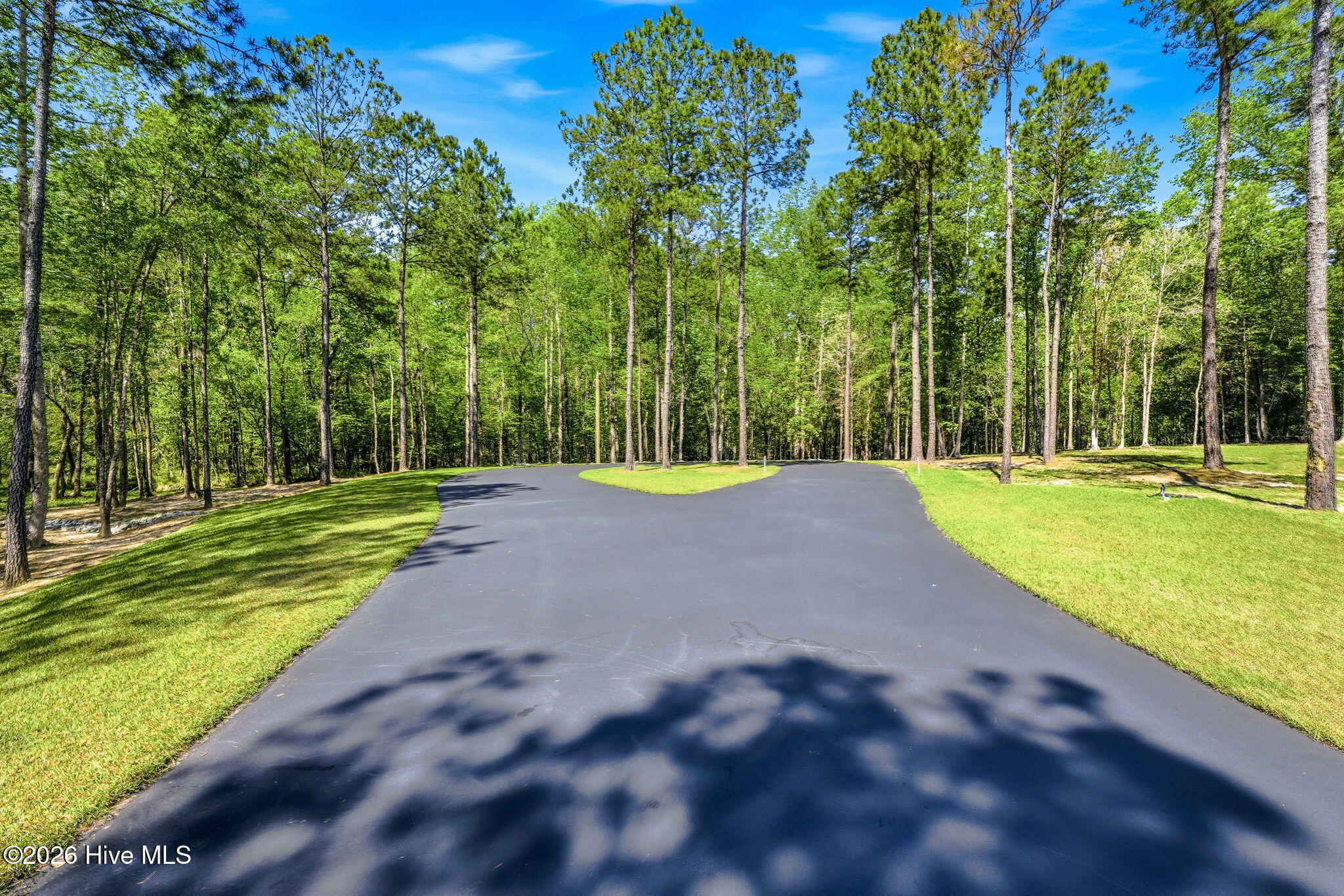 383 Wolfridge Road Northeast Leland, NC 28451 - Photo 21 of 24 Circular turnaround