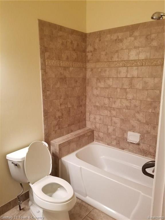 39928 Crosswinds Road, Unit 191 Novi, MI 48375 - Photo 7 of 14