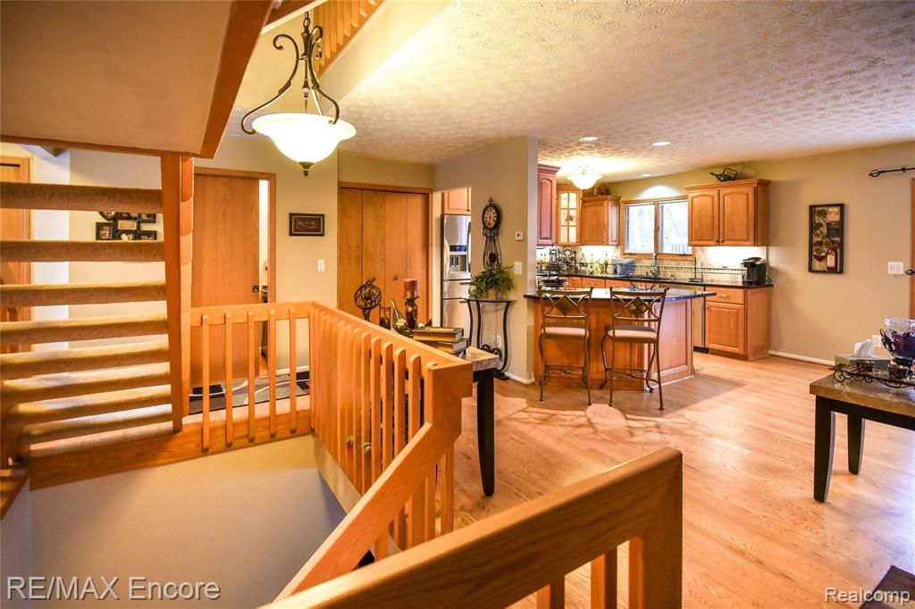 6576 Ridgeview Drive Clarkston, MI 48346 - Photo 17 of 75