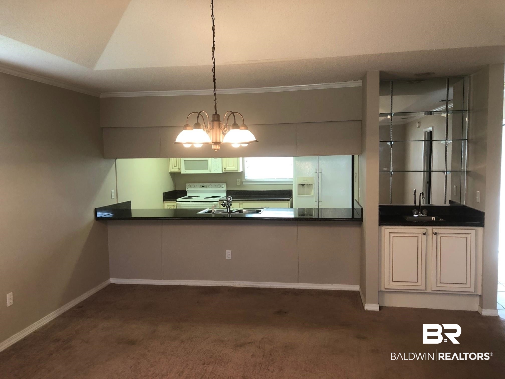 9394 Villas Drive, Unit 26B Foley, AL 36535 - Photo 10 of 14 Wet Bar