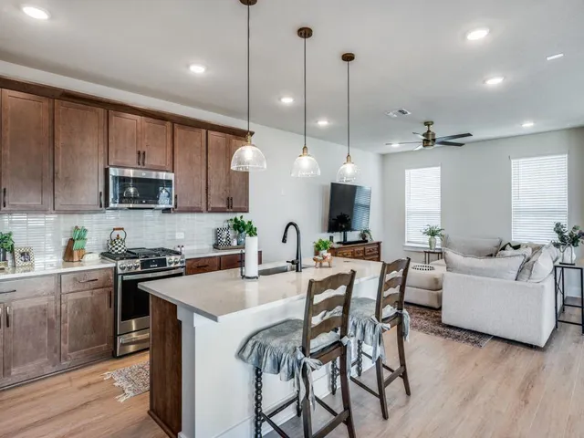 $399,999 | 1430 Fennel Street, Argyle, TX 76226