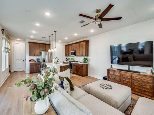 $399,999 | 1430 Fennel Street, Argyle, TX 76226