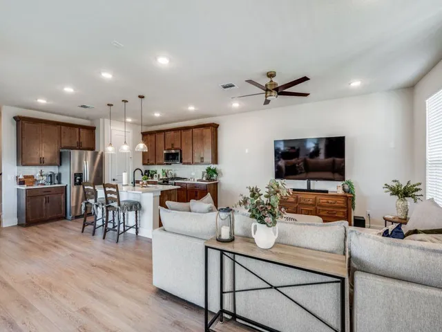 $399,999 | 1430 Fennel Street, Argyle, TX 76226