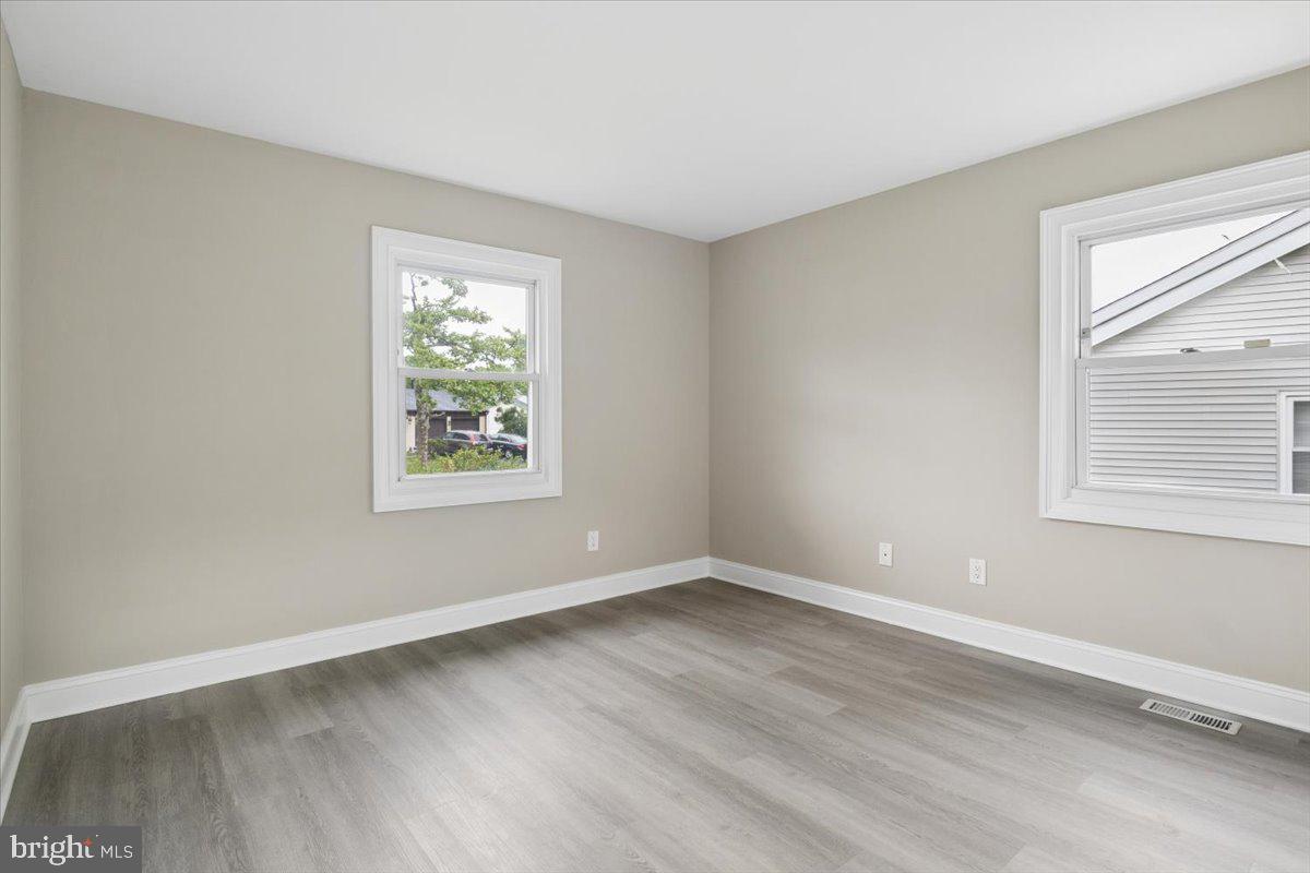 38 Gramercy Lane Willingboro, NJ 08046 - Photo 19 of 23 Bright and airy corner room awaits.