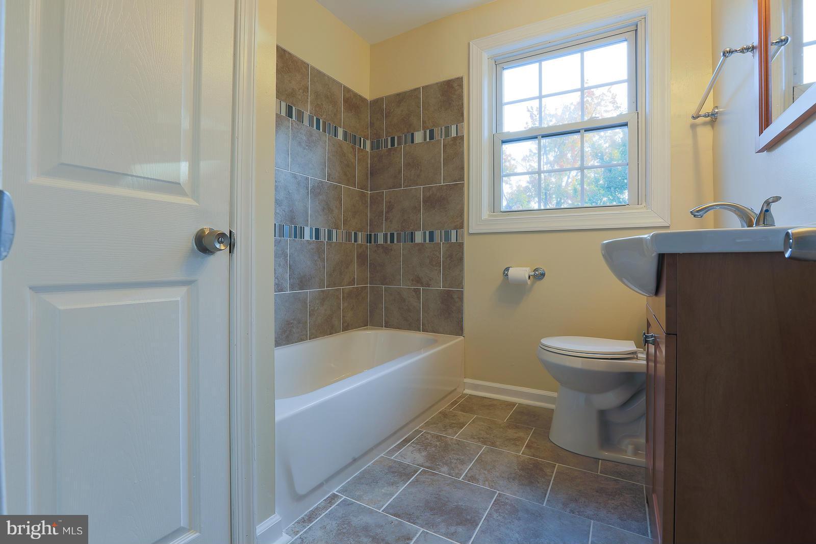 3712 Yolando Road Baltimore, MD 21218 - Photo 28 of 30 Bath (Master)