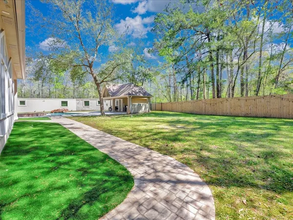 $798,000 | 205 Twin Creek, Lufkin, TX 75904