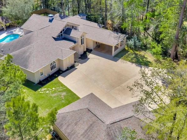 $798,000 | 205 Twin Creek, Lufkin, TX 75904