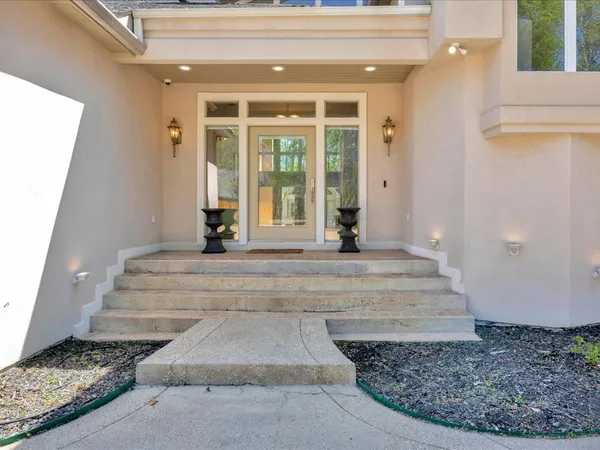 $798,000 | 205 Twin Creek, Lufkin, TX 75904