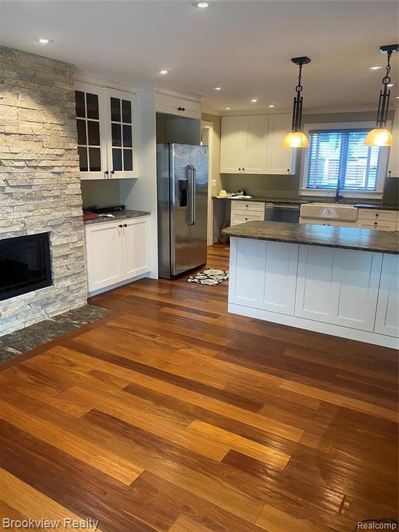 132 Drace Street Rochester, MI 48307 - Photo 2 of 17