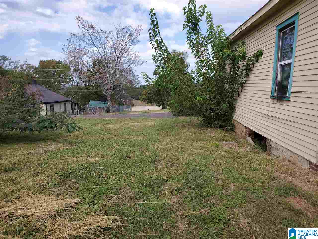 1657 Maple Avenue Southwest Birmingham, AL 35211 - Photo 13 of 39