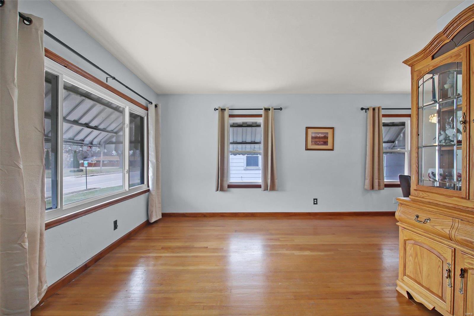 1915 Pontoon Road Granite City, IL 62040 - Photo 3 of 17 Gallery Image 3