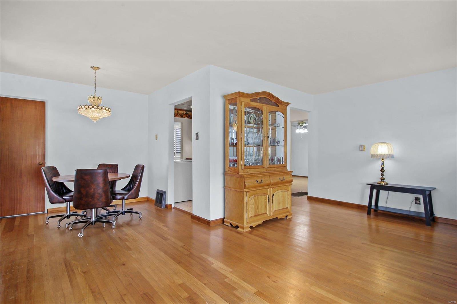 1915 Pontoon Road Granite City, IL 62040 - Photo 5 of 17 Gallery Image 5