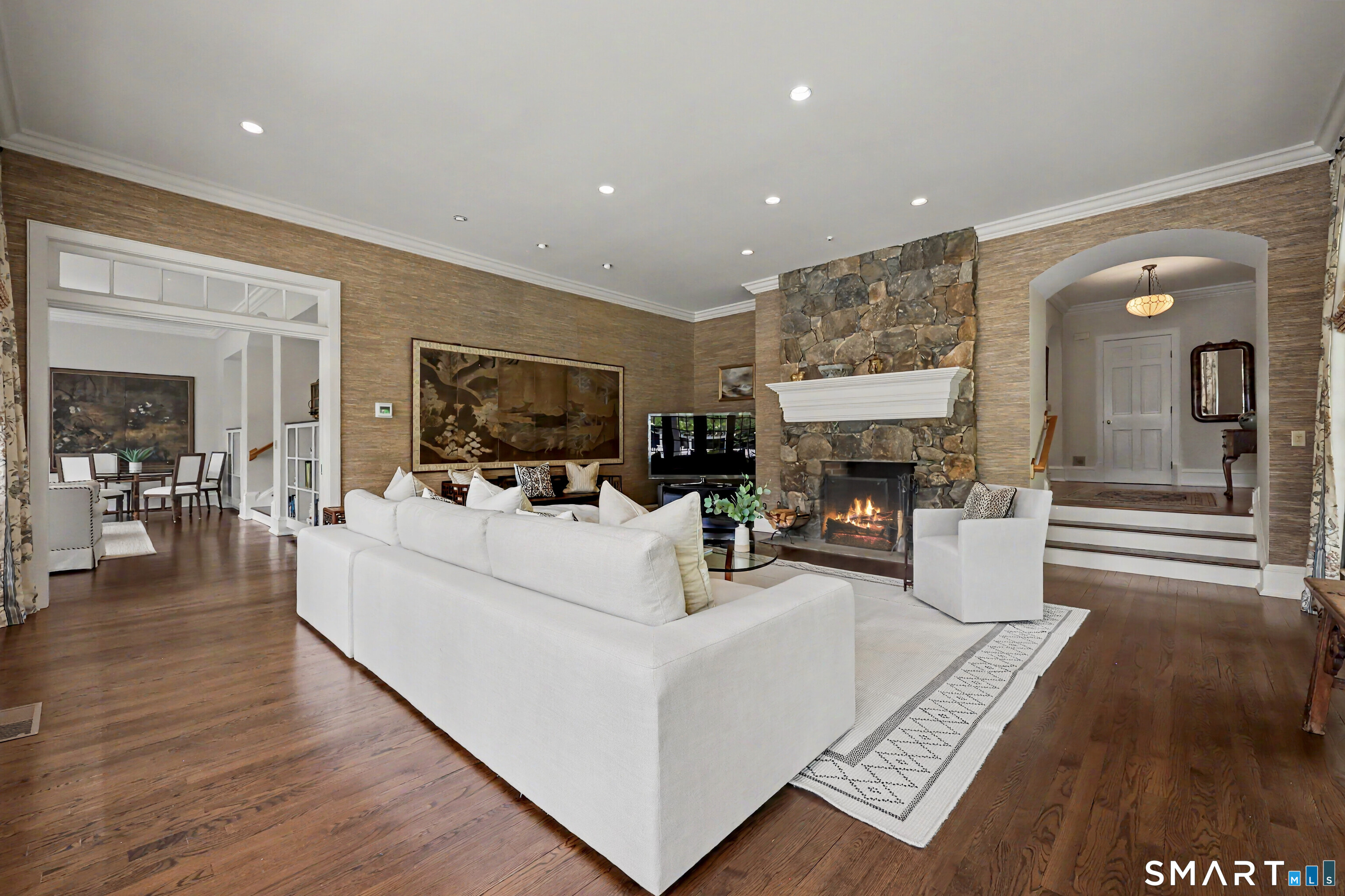 800 Verna Hill Road Fairfield, CT 06824 - Photo 13 of 39