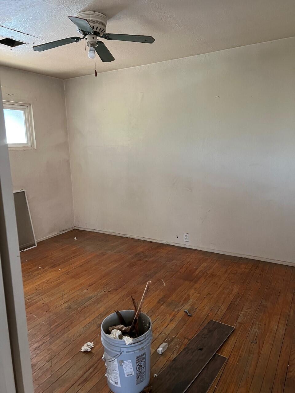 6764 Airport Road Redding, CA 96002 - Photo 10 of 22 a view of a small space