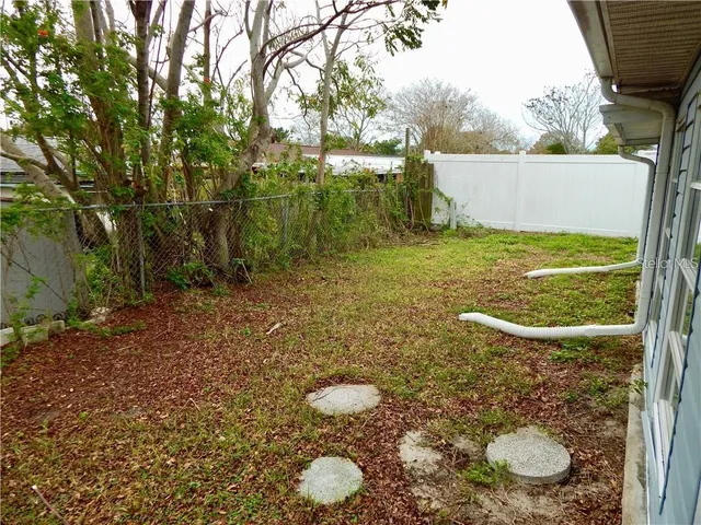 a view of a small yard