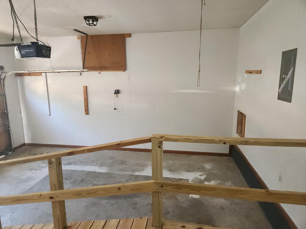 323 Chickasaw Road Enterprise, AL 36330 - Photo 26 of 29