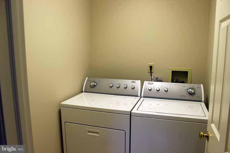 2657 Hazelwood Road Lancaster, PA 17601 - Photo 11 of 28 Gallery Image 11
