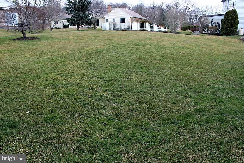 2657 Hazelwood Road Lancaster, PA 17601 - Photo 23 of 28 Gallery Image 23