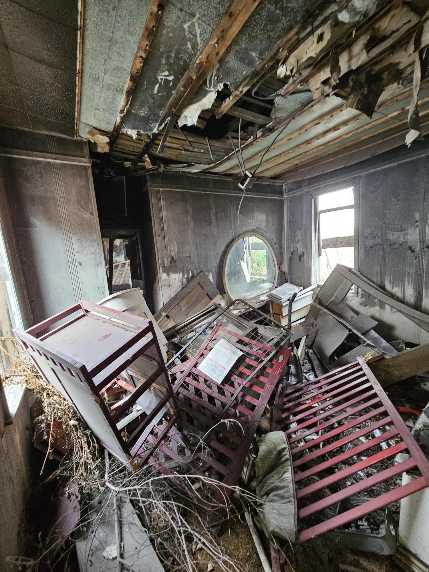 1695 West 10th Avenue Gary, IN 46404 - Photo 13 of 18 1500x2000