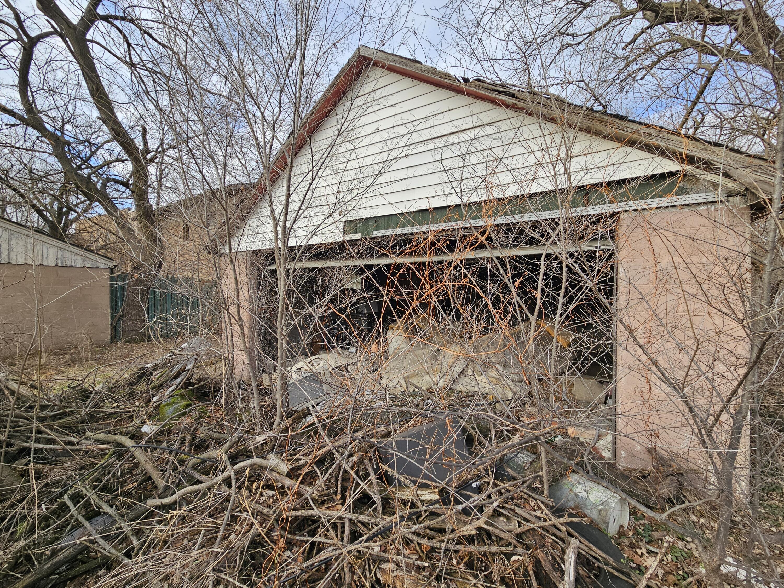 1695 West 10th Avenue Gary, IN 46404 - Photo 6 of 18 3000x2250