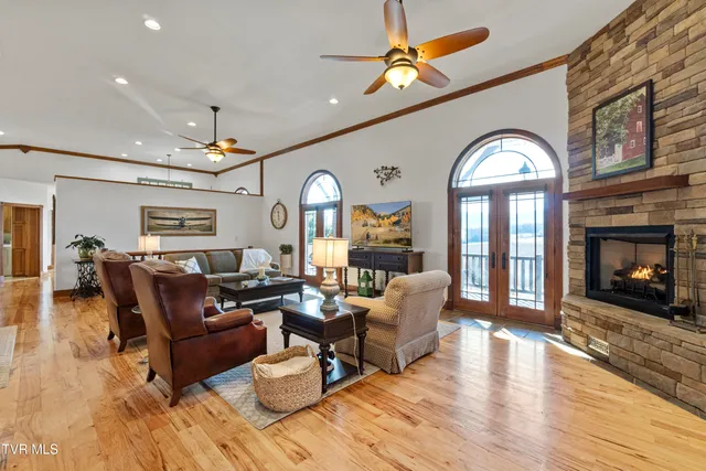 $1,200,000 | 3706 Salem Road, Parrottsville, TN 37843