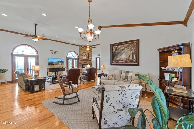 $1,200,000 | 3706 Salem Road, Parrottsville, TN 37843