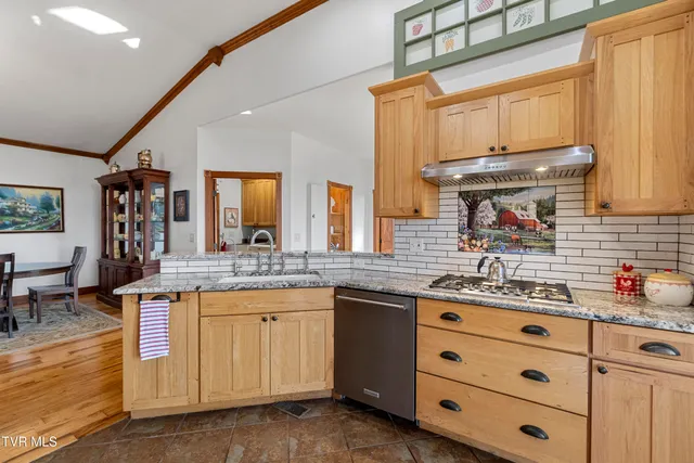 $1,200,000 | 3706 Salem Road, Parrottsville, TN 37843