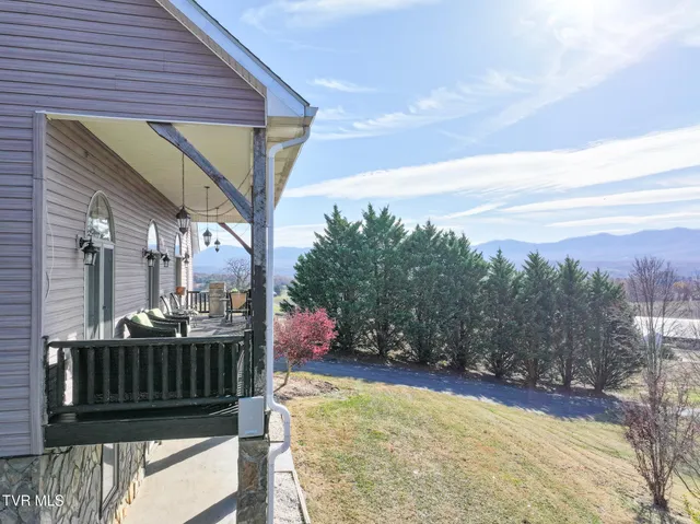 $1,200,000 | 3706 Salem Road, Parrottsville, TN 37843