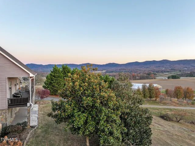 $1,200,000 | 3706 Salem Road, Parrottsville, TN 37843
