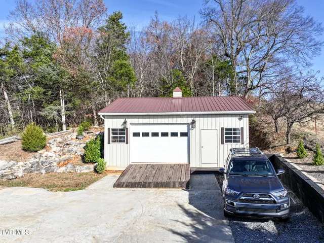 $1,200,000 | 3706 Salem Road, Parrottsville, TN 37843