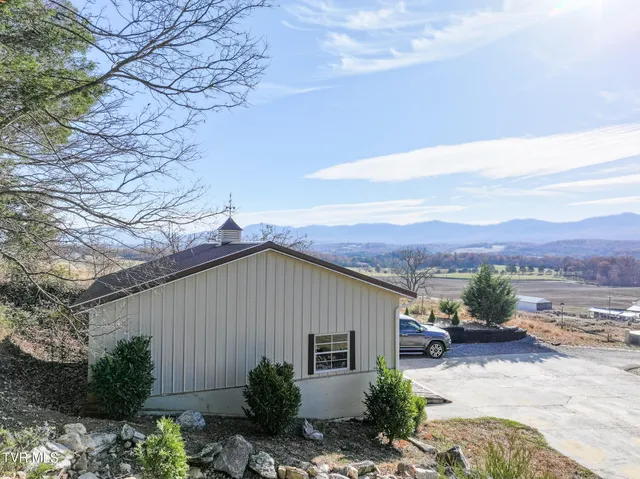 $1,200,000 | 3706 Salem Road, Parrottsville, TN 37843