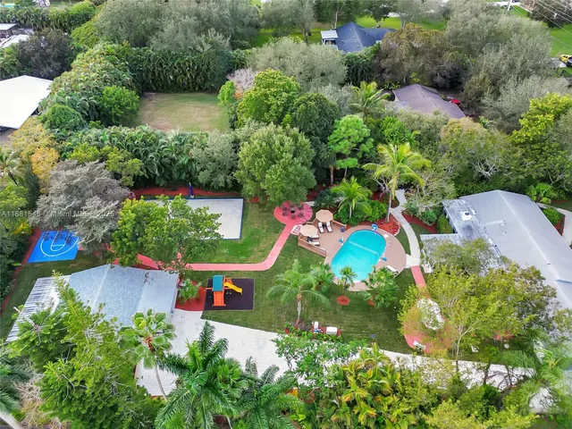 $1,720,000 | 14330 Southwest 20th Street, Davie, FL 33325