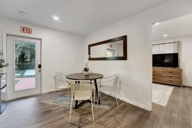 $1,720,000 | 14330 Southwest 20th Street, Davie, FL 33325