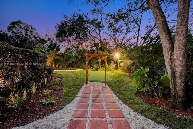 $1,720,000 | 14330 Southwest 20th Street, Davie, FL 33325