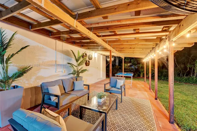 $1,720,000 | 14330 Southwest 20th Street, Davie, FL 33325