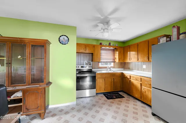 a view of a door and an entryway