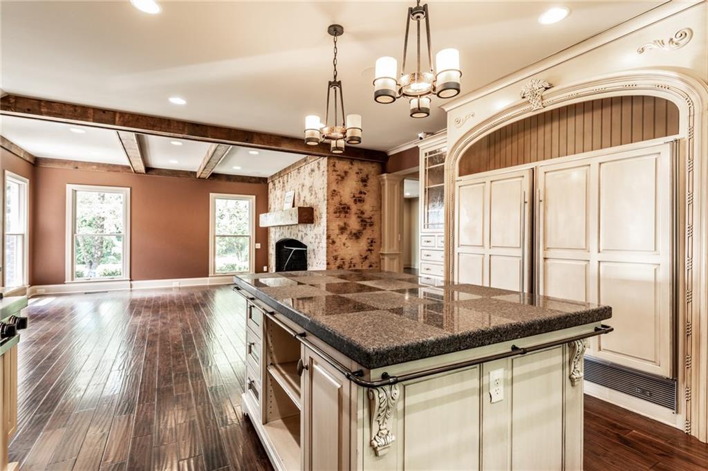 11595 Ditch Road Carmel, IN 46032 - Photo 11 of 59 Gallery Image 11