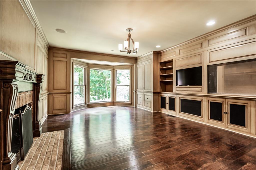 11595 Ditch Road Carmel, IN 46032 - Photo 15 of 59 Gallery Image 15