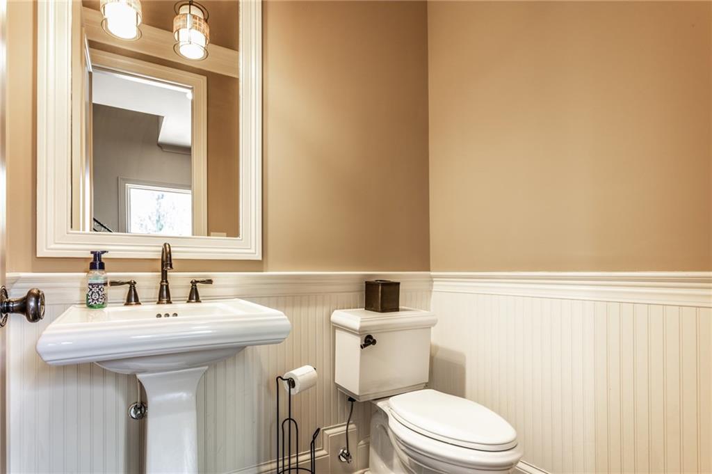 11595 Ditch Road Carmel, IN 46032 - Photo 25 of 59 Gallery Image 25