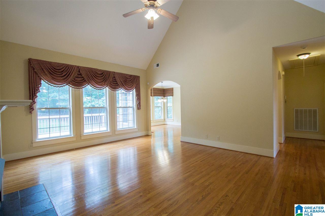 109 Cliff Road Sterrett, AL 35147 - Photo 5 of 47