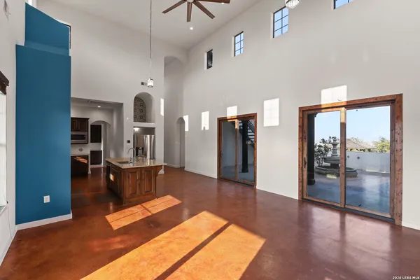 $1,875,000 | 217 Saddle Wood Trail, Comfort, TX 78013