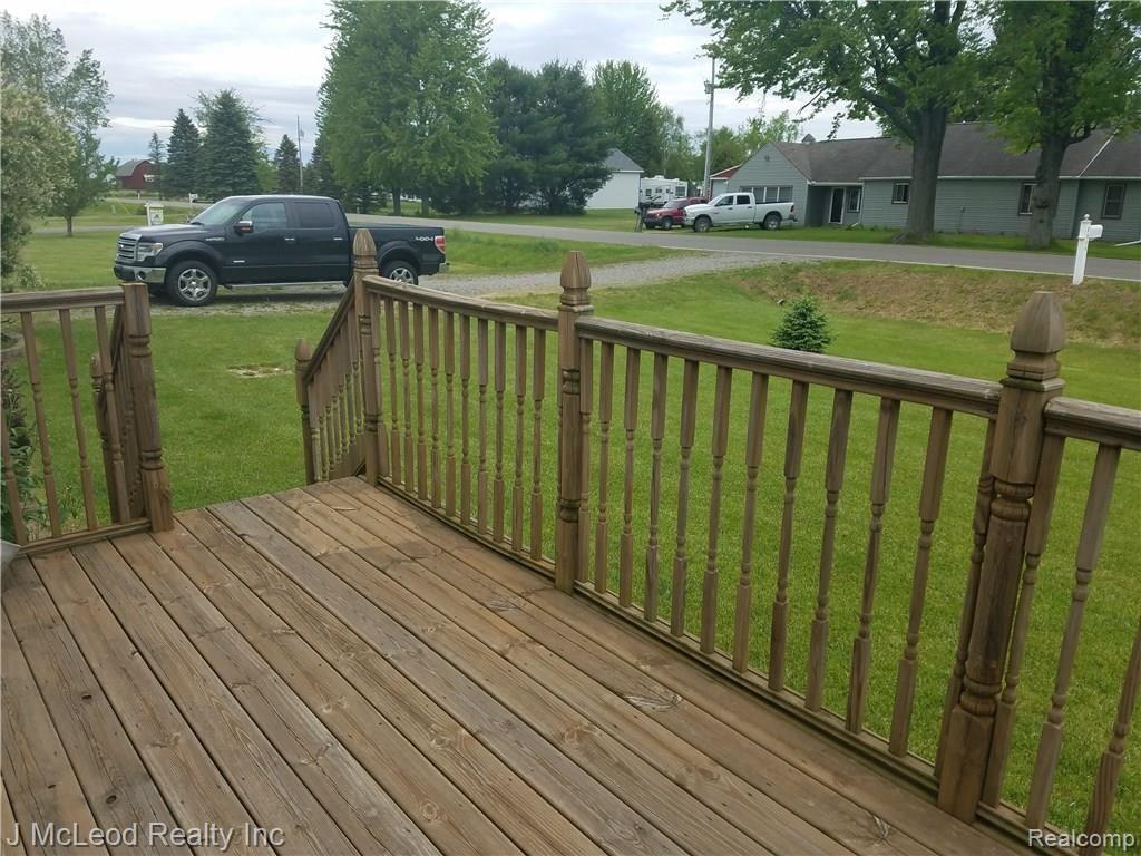 8066 Oak Road Millington, MI 48746 - Photo 18 of 20 2017-05-23 17.50